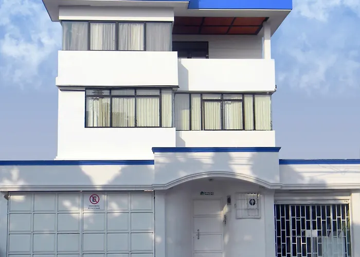 Hoteles En Guayaquil - Suites Guayaquil Cerca Del Aeropuerto