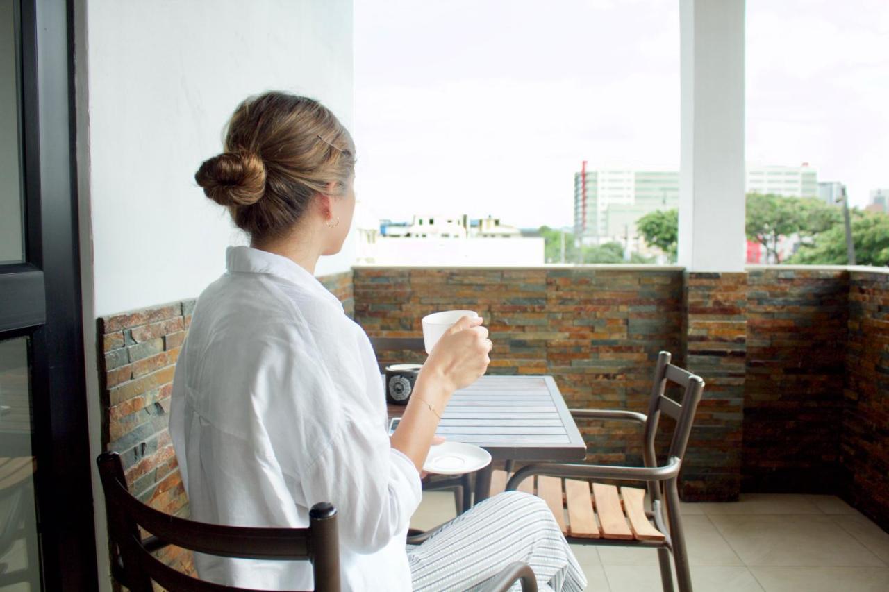 Hotel En - Cerca Del Aeropuerto Guayaquil